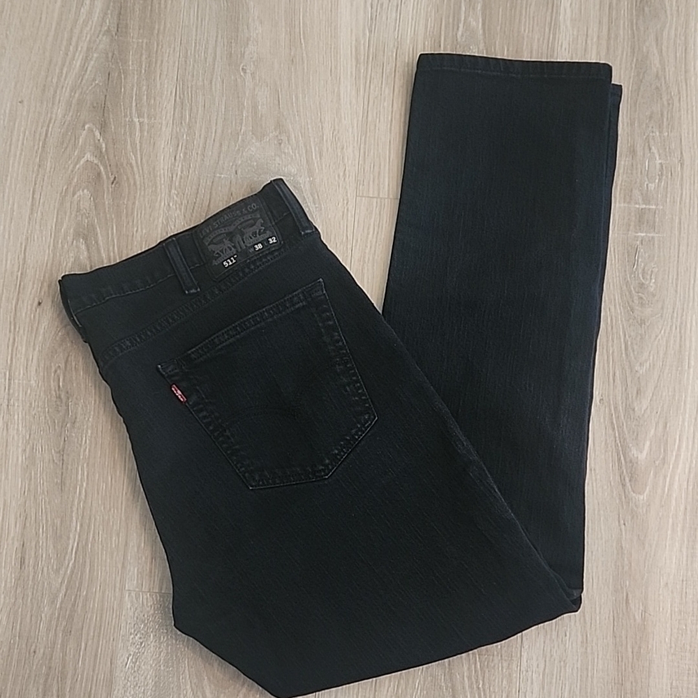Levi's | Classic Black Straight Men's Jeans